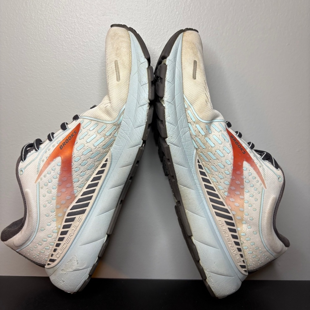 Brooks Adrenaline GTS 21 Running Sneakers Womens Size 8 White Blue Gray - Picture 6 of 9